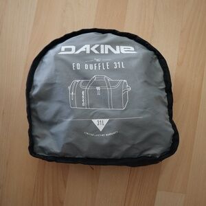 Dakine EQ Duffle 31L Bag - Gray